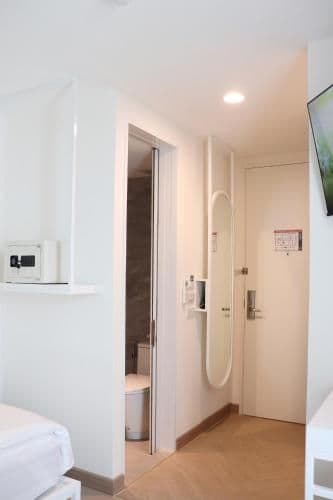 Deluxe Studio