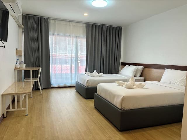 Twin Room, Balcony