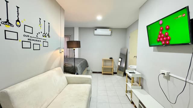 Queen Room