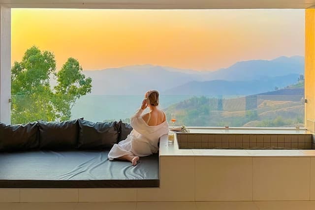 Deluxe Mountain View