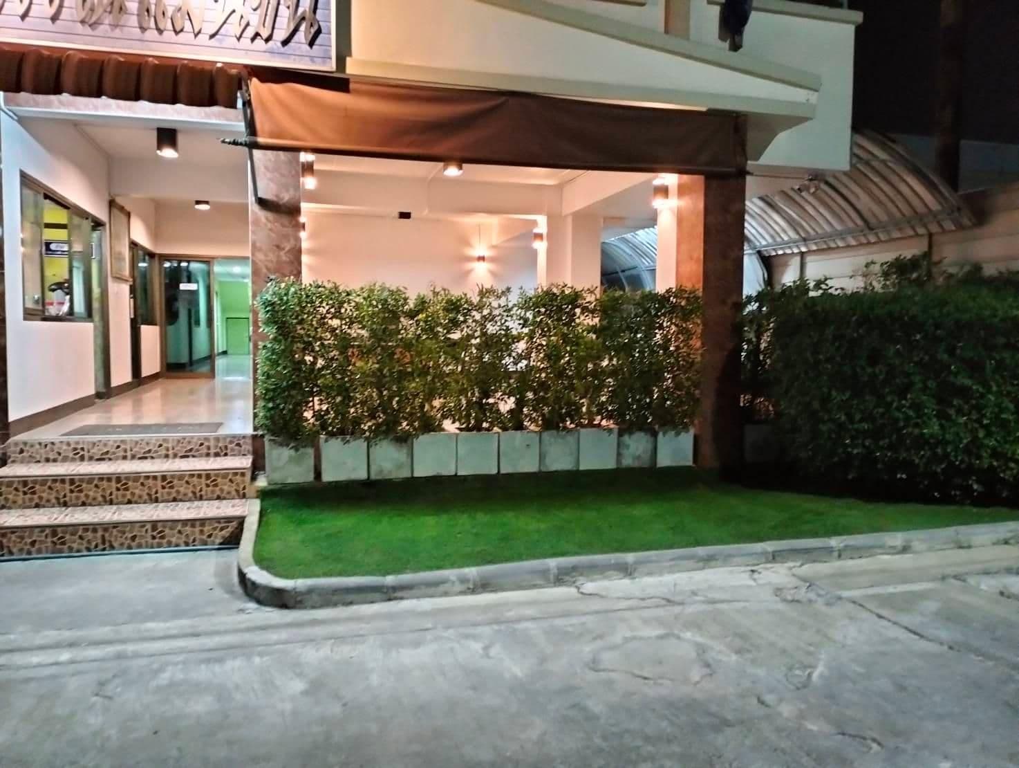 Boss Way Mansion