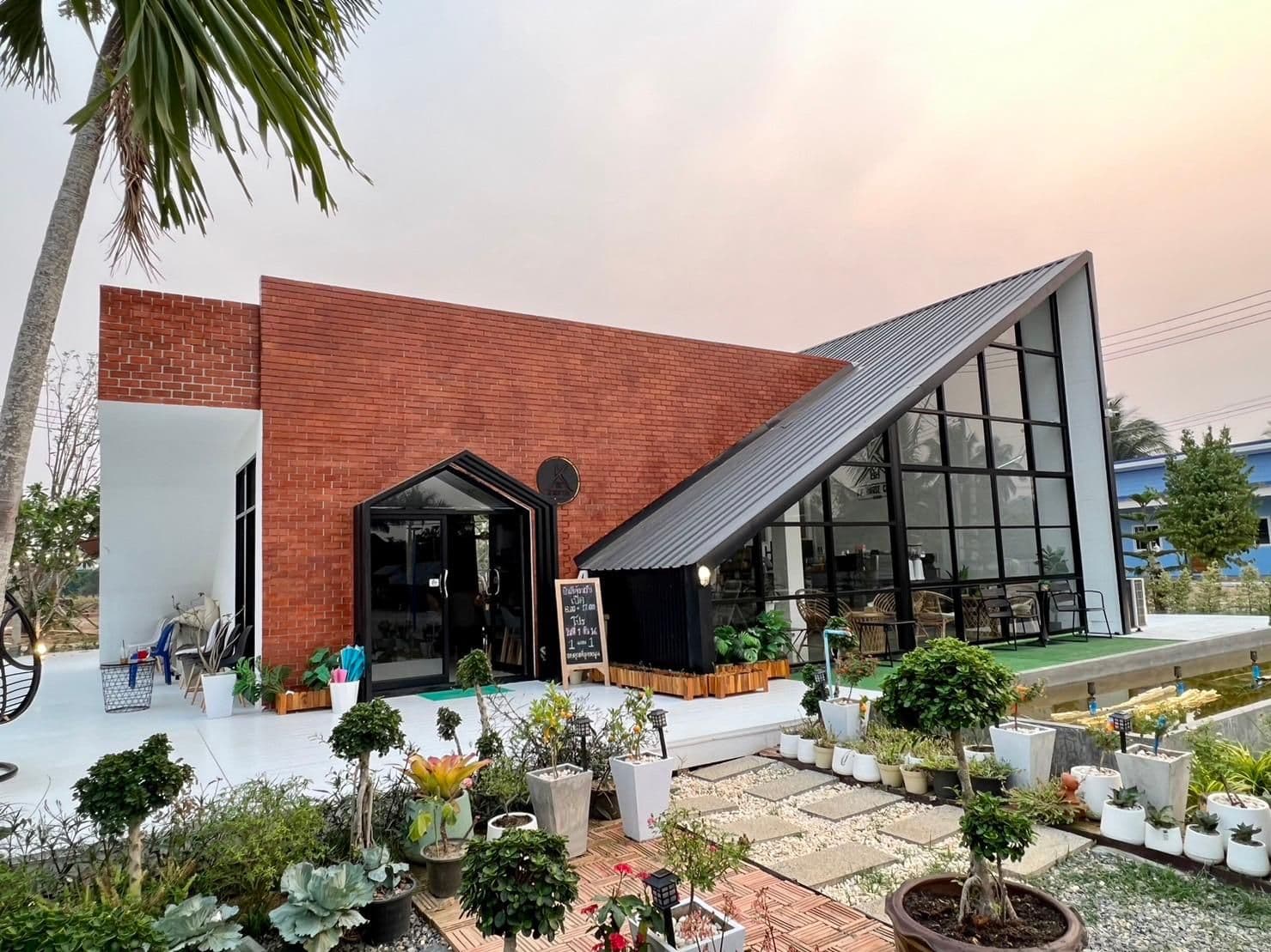 Huen Kham Kaew Resort & KK House Cafe Nan