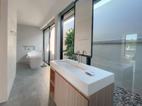 Deluxe Villa with King Bed