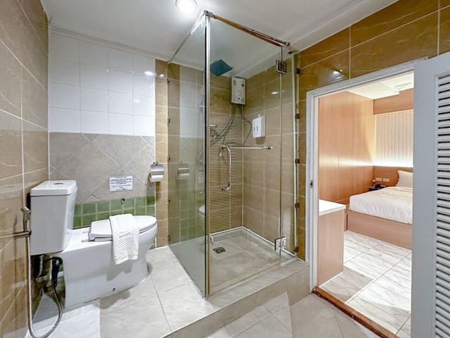 Deluxe Double Room, No Window, Non-Smoking