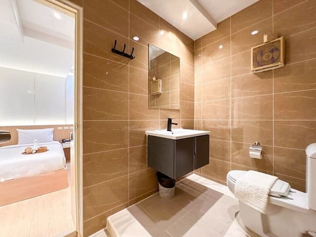 Superior Twin Room, Non Smoking, City View