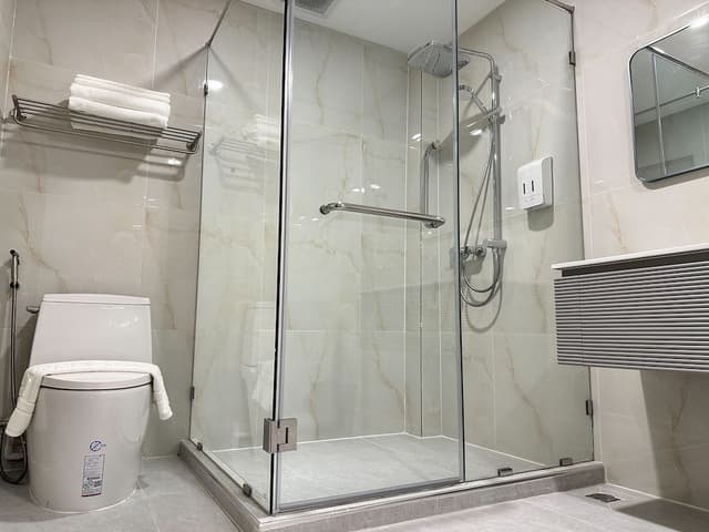 Deluxe Double Room, No Window, Non-Smoking
