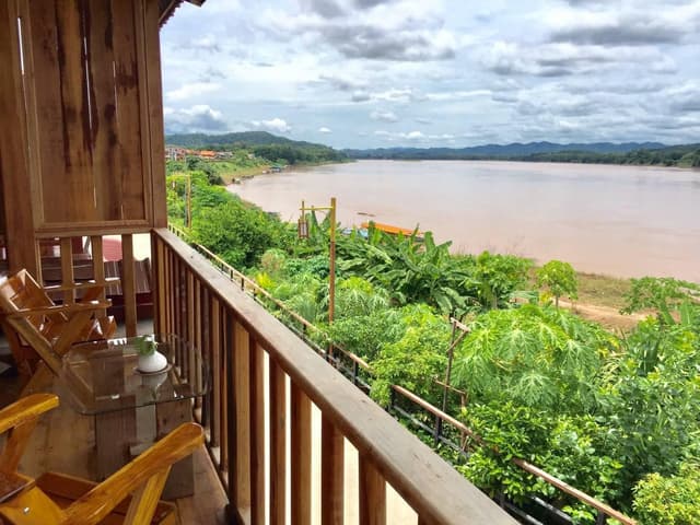 River View Signature Suite