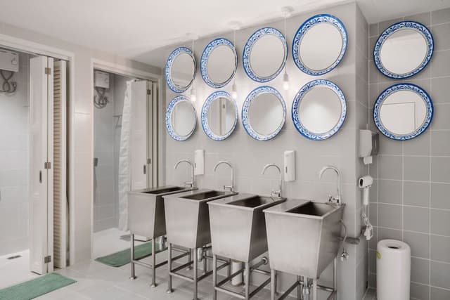 Shared Dormitory, Mixed Dorm, Shared Bathroom