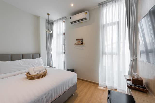 Corner Room