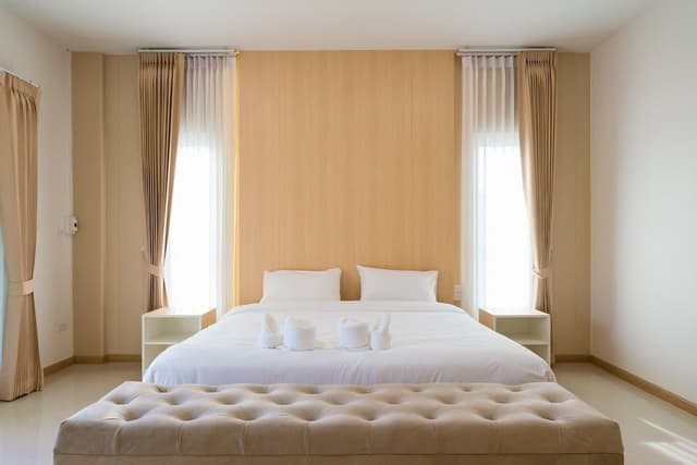Suite, Balcony