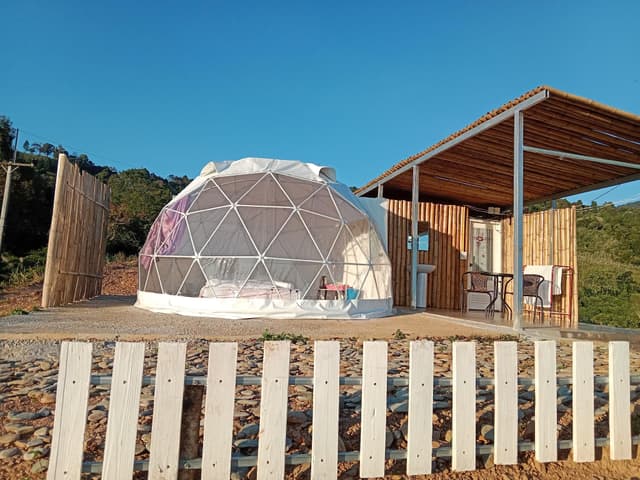 Dome Tent with Semi-Double Bed