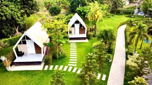 Standard Chalet