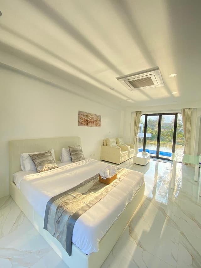 Pool Villa