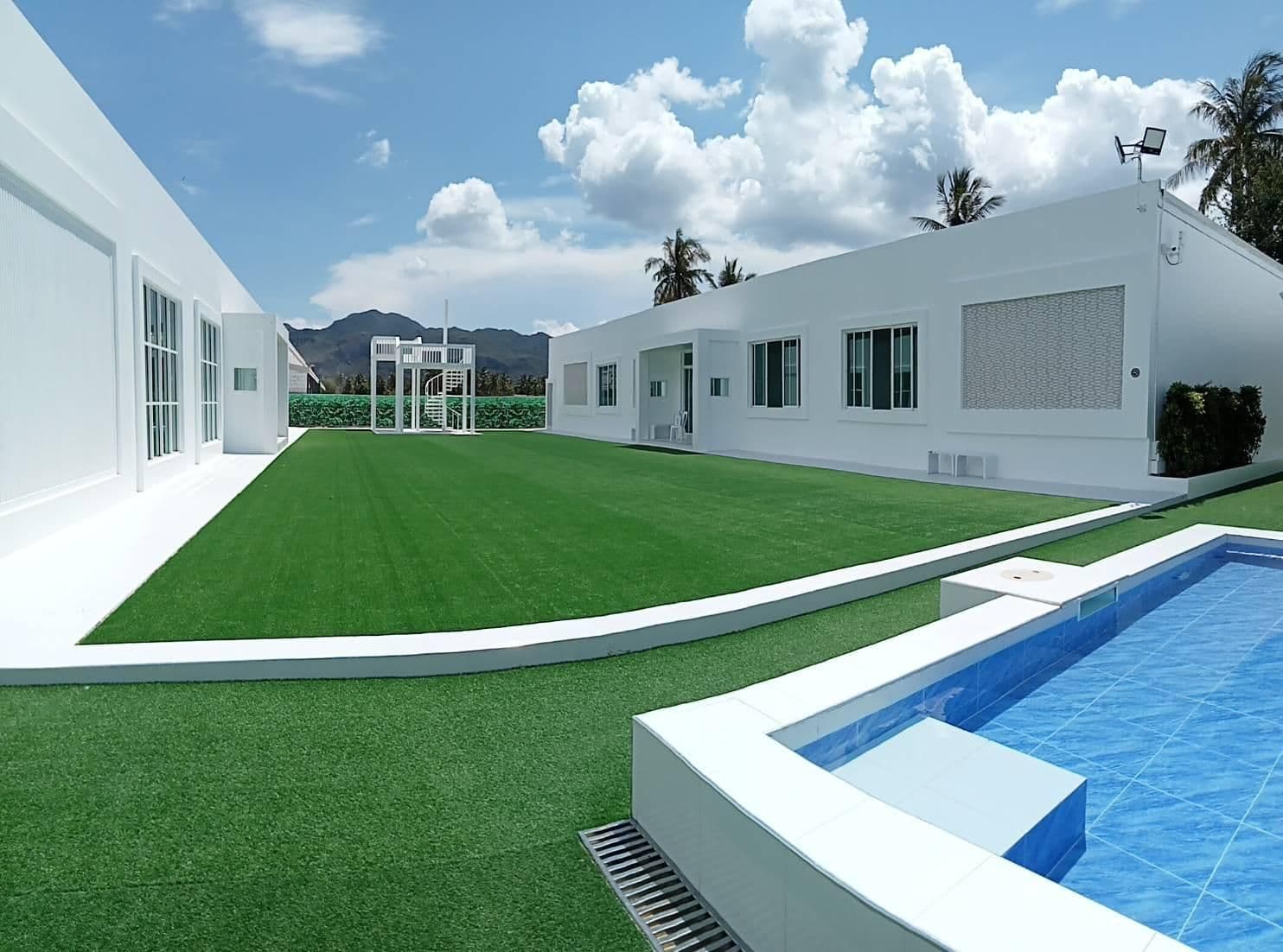 The White Resort The White Resort