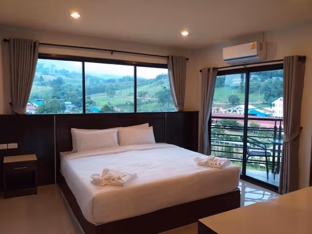 Mountain View King Room