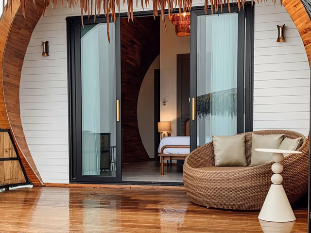 Romantic Penthouse Suite