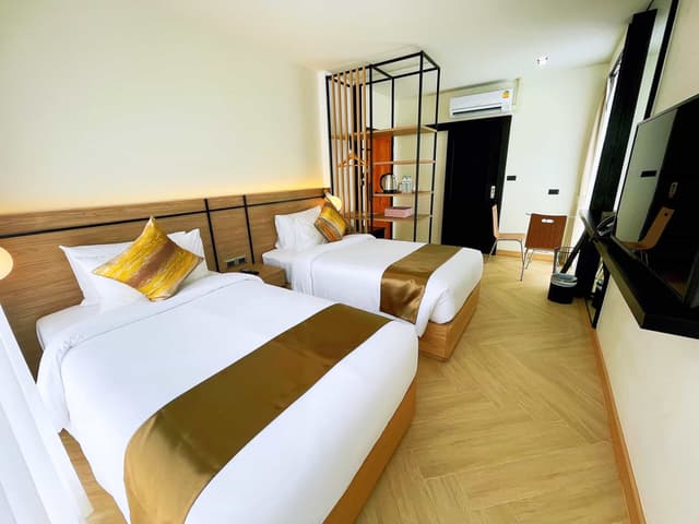 Superior Twin Room