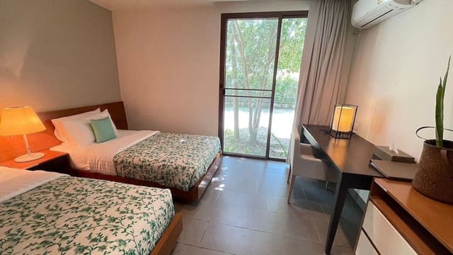 Premier Quadruple Room, Balcony, Park View