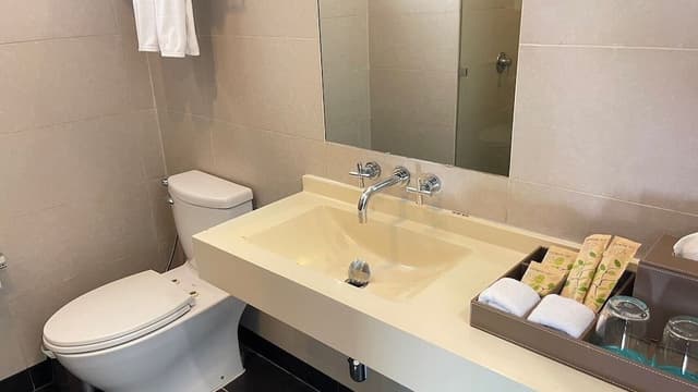 Premier Quadruple Room, Balcony, Park View