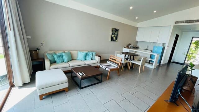 Premier Quadruple Room, Balcony, Park View