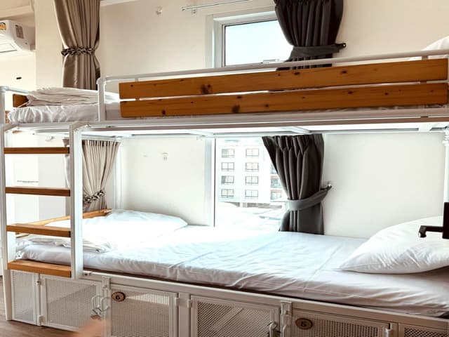 6 Bed Female Dormitory