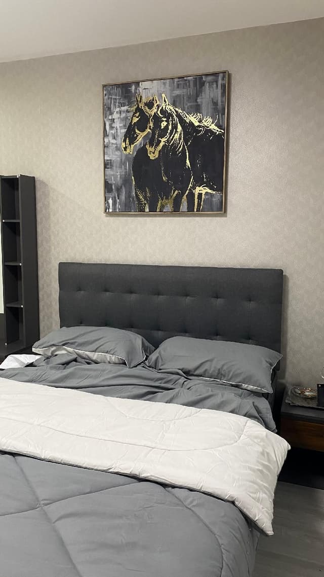Deluxe Queen