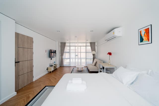 Double Room with Sofa - Non-Smoking