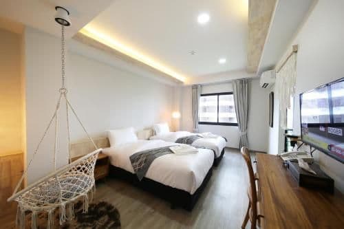 Deluxe Twin Room - Non-Smoking