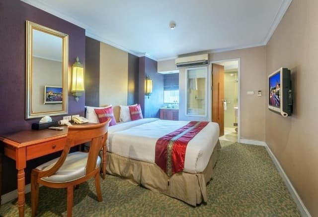 Executive Deluxe Double or Twin Room