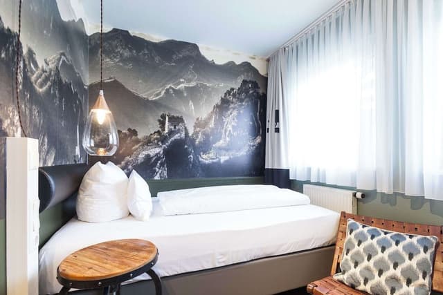 Comfort Room, 1 Twin Bed