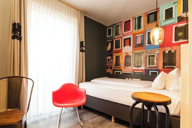 Comfort Room, 1 Twin Bed