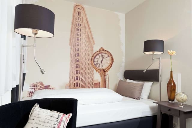 Comfort Room, 1 Twin Bed