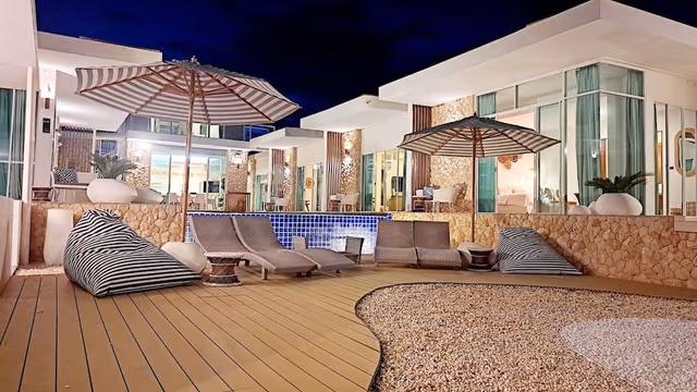 Luxury 6-Bedroom Beach Front Villa