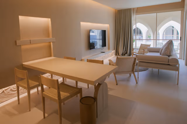Suite 1 King Bed