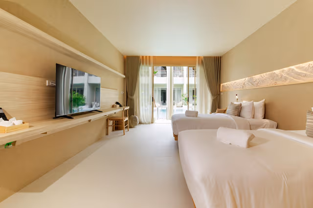 Pool Access Twin Room
