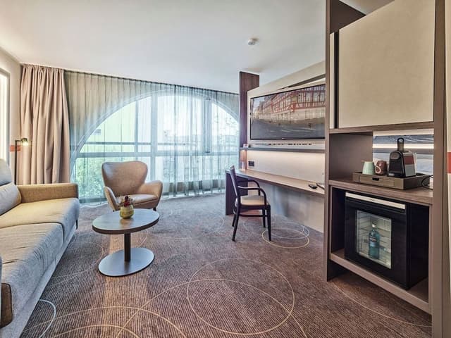 Suite, 2 Twin Beds (Cozy Sitting Corner)
