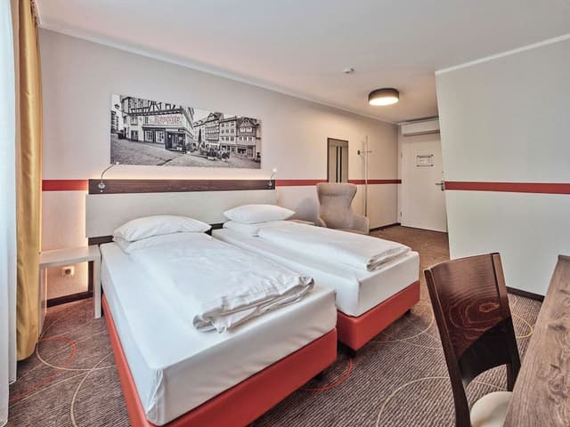 Executive Room, 2 Twin Beds, River View
