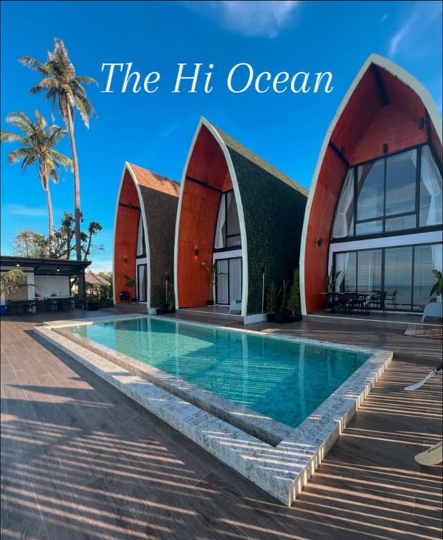 Beach Front Room for 5 People