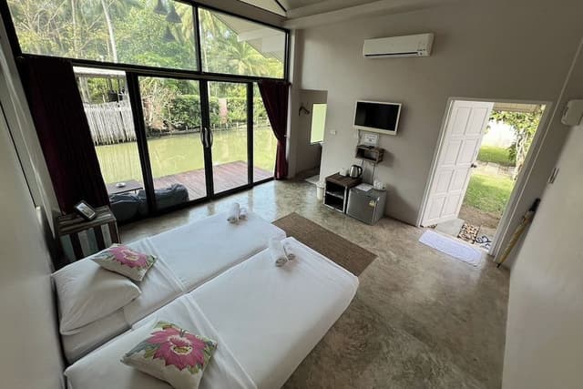 Deluxe room with River View