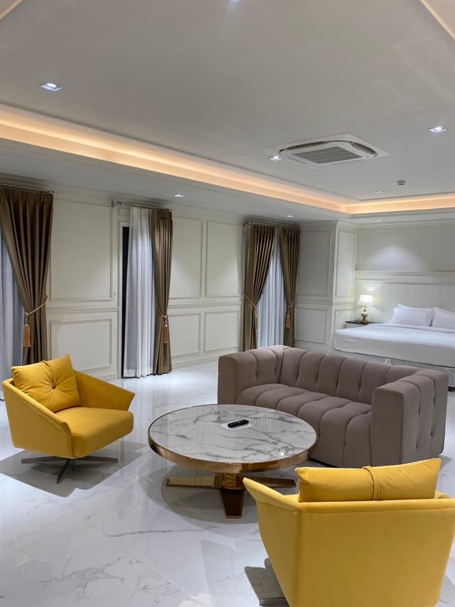Suite King