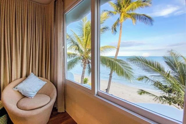 Family Room, Beach View