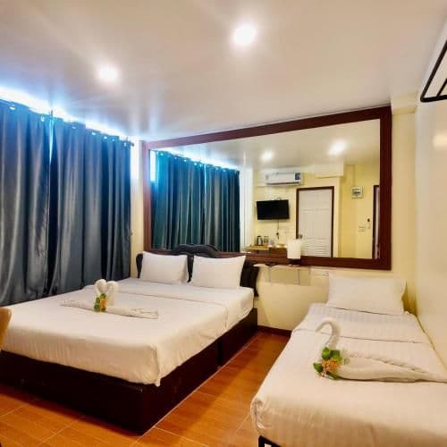 Triple Room