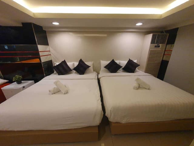 Quadruple Room Shared Bathroom