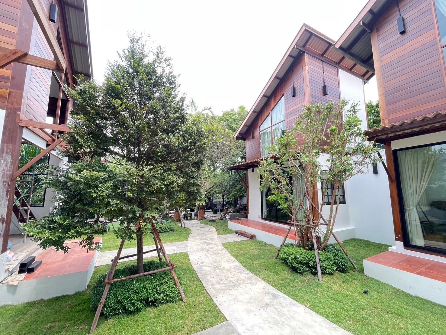 Baanrongmai Canal Front Cafe & Homestay Baanrongmai Canal Front Cafe & Homestay