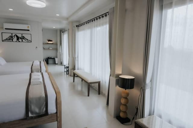 Deluxe Balcony