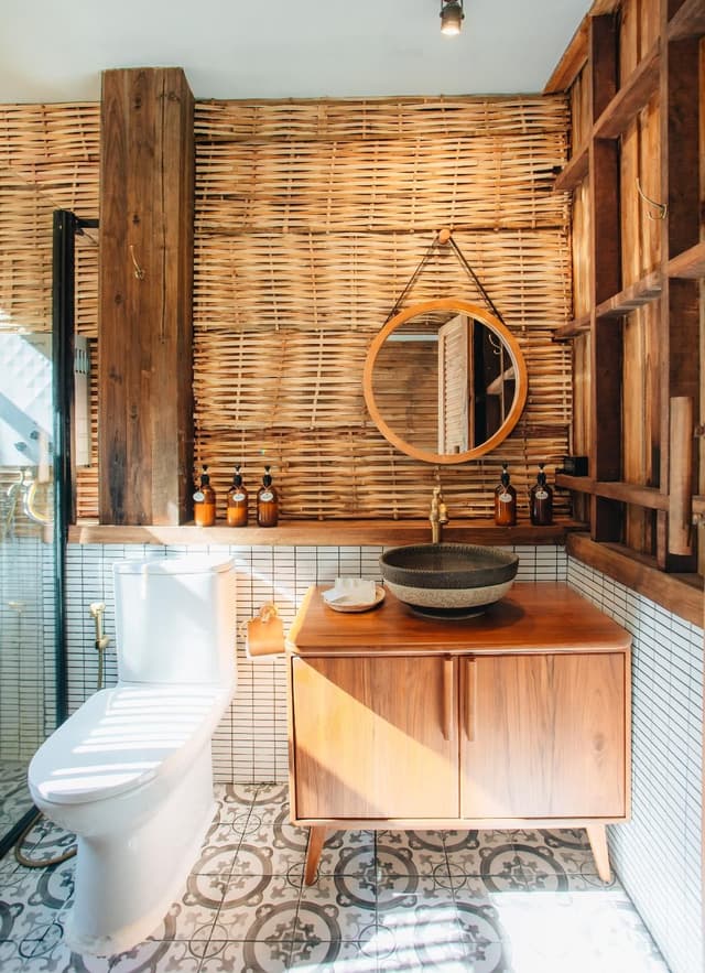 Family Room with Bathtub
