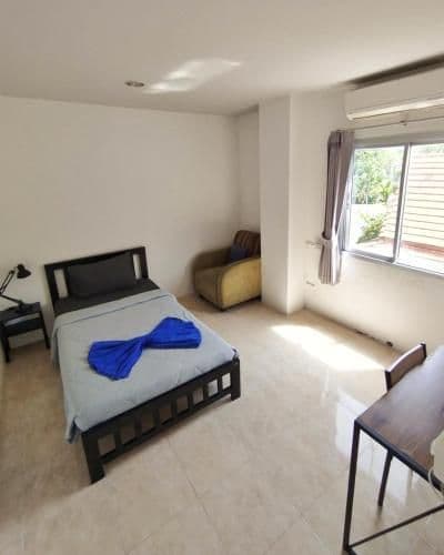 Single Room with Private Bathroom