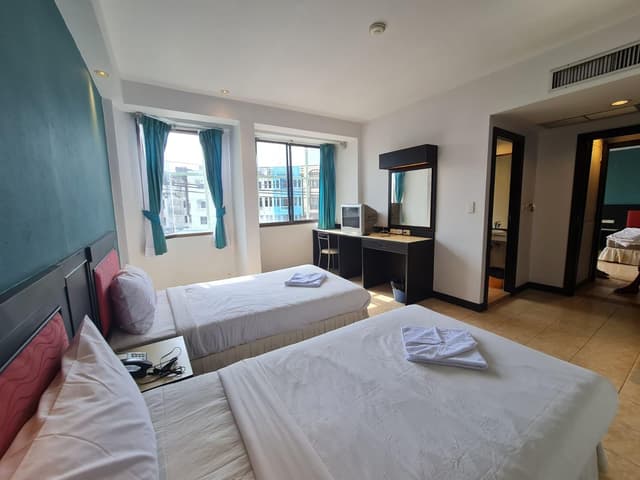 Superior Room with Window