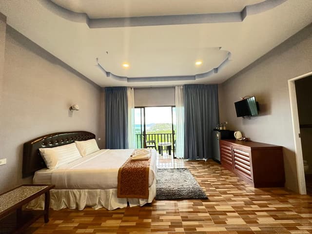 Triple Room with Balcony