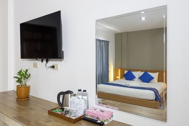 Superior Double Room, Pool View